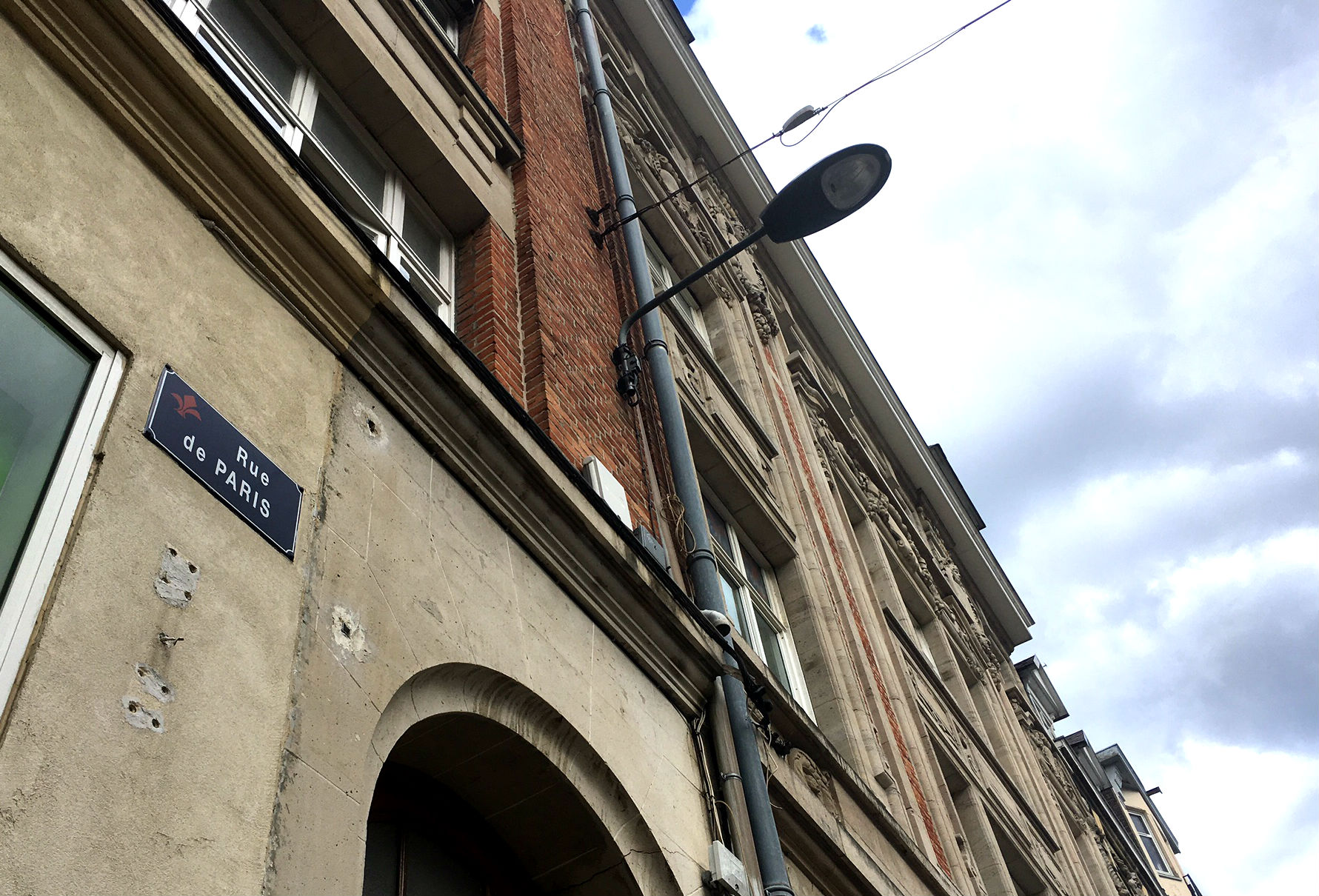A Lille, la rue de Paris va s'appeler la rue Pierre-Mauroy - 05/06/2017