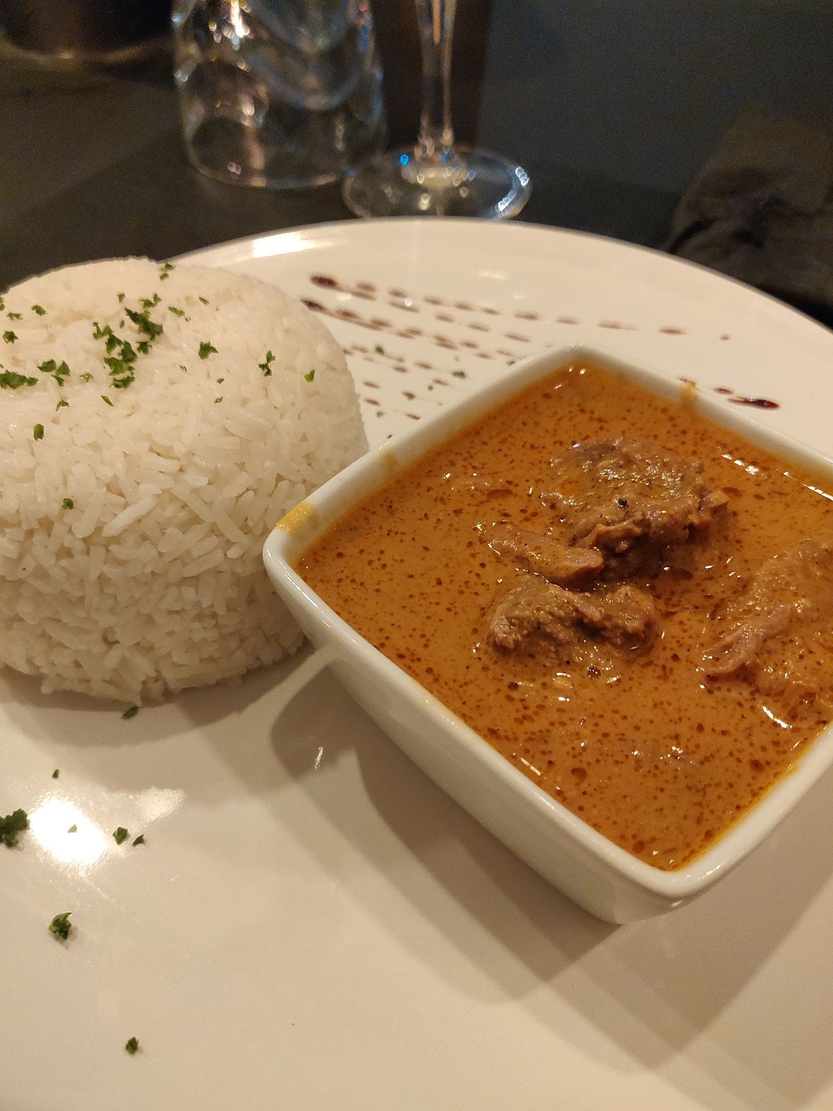ED'A, le nouveau resto aux saveurs africaines de la rue Solfé